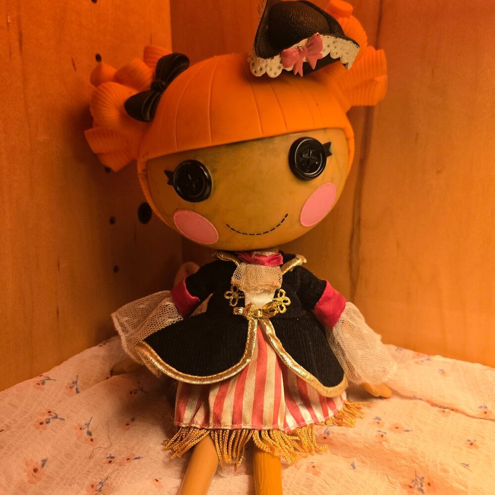Lalaloopsy Patch Treasurechest Doll | Pirate Outfit